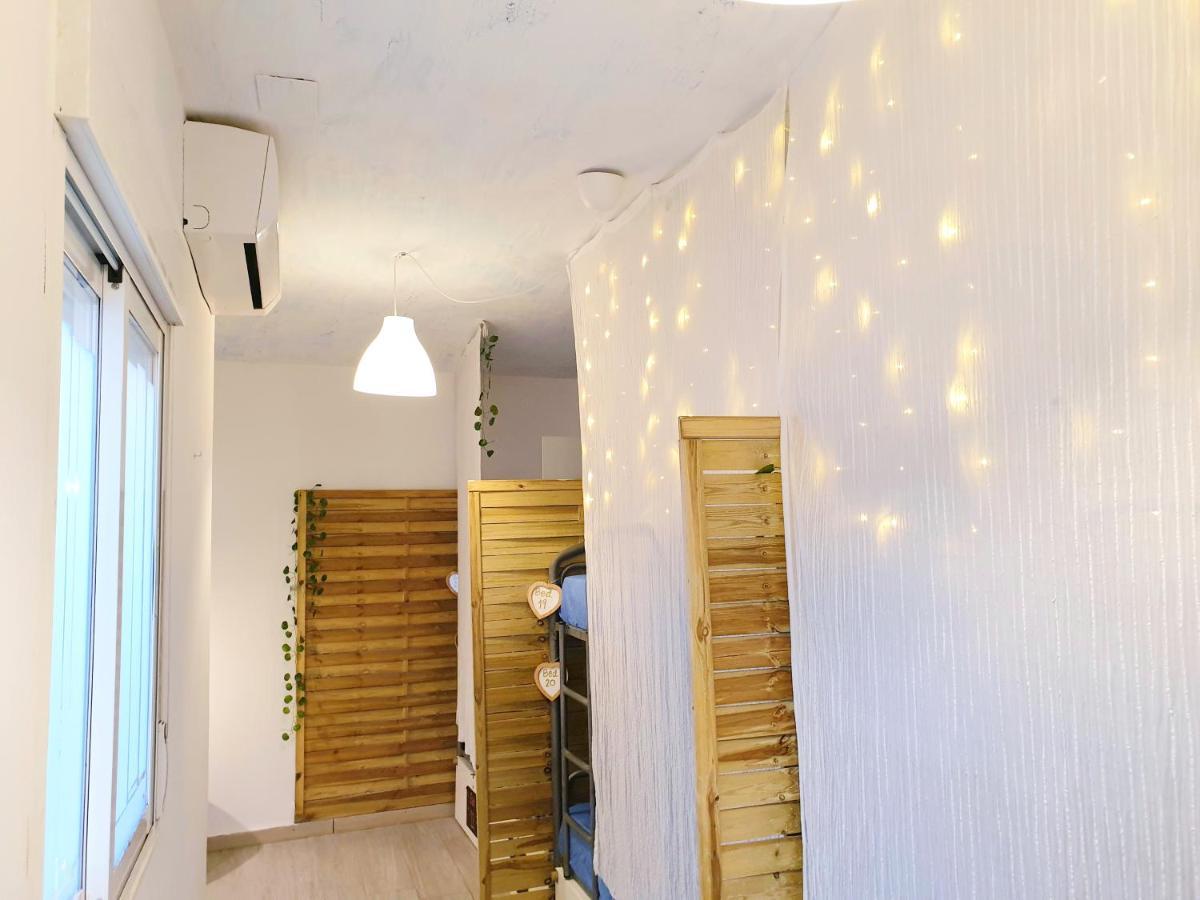 Hostal La Casa Del Colibri Youth (adults Only) Valencia