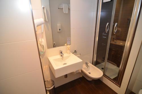 Hotel Galileo Flats - Palacio De Congresos Valencia