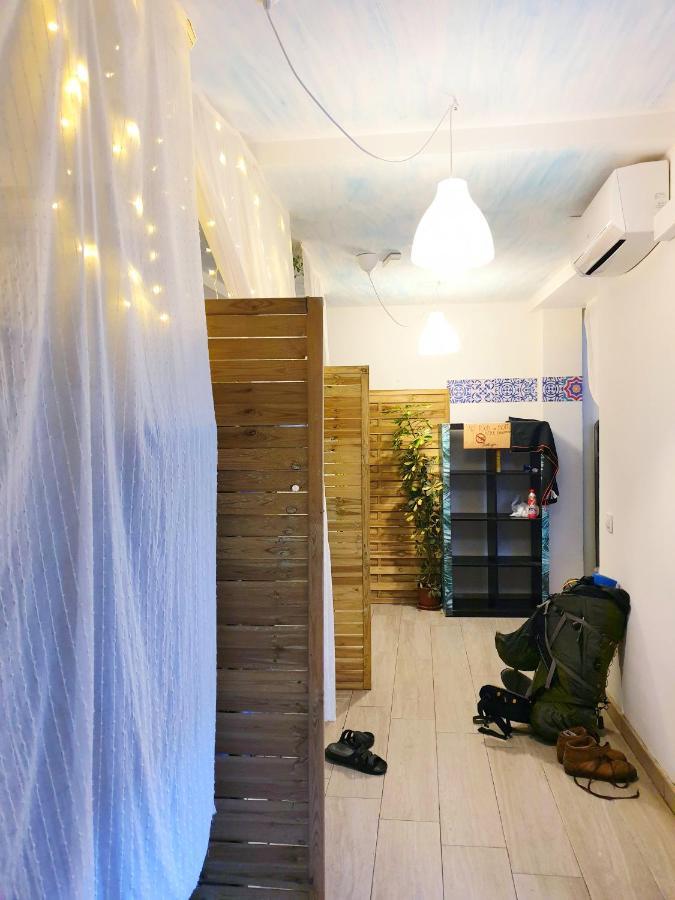 La Casa Del Colibri Youth (adults Only) Hostal Valencia