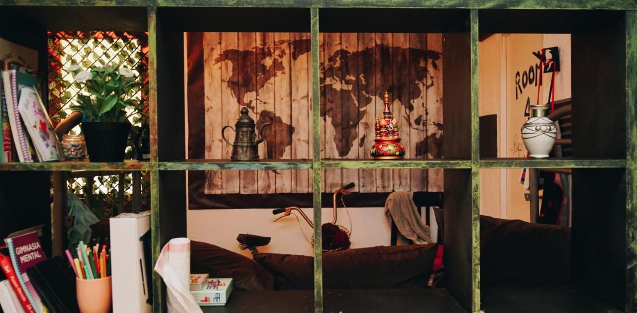 Hostal La Casa Del Colibri Youth (adults Only) Valencia