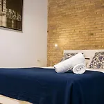 Florit Flats - Cozy Loft By The Central Market