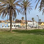 Alojamiento en primera línea de playa con WIFI