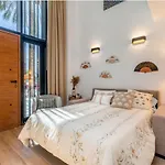 ApartUP Opera Loft Love