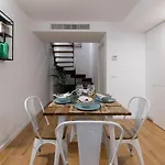 Dormforyou Alameda 12 Apartment
