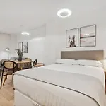 Limehome Valencia Carrer Del Pare Palau I Quer