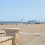 Apartup Las Arenas Beach