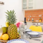 Aparthotel Mediterraneo By Neohotels-Centro 8 Min By Metro