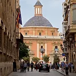 Avakian Suite Valencia