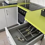 Habitacion Matrimonio En Vivienda Para Compartir Recien Reformada