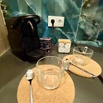 Elegante Y Nuevo