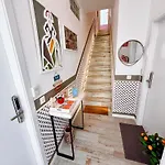 Loft independiente con Piscina compartida en Centro de Valencia