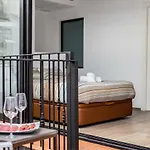 Florit Flats - Center Luxurious 1Br 1Ba Terrace Wi-Fi Ac
