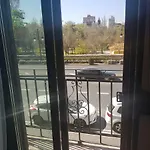 Apartamento centro frente a Torres de Serrano