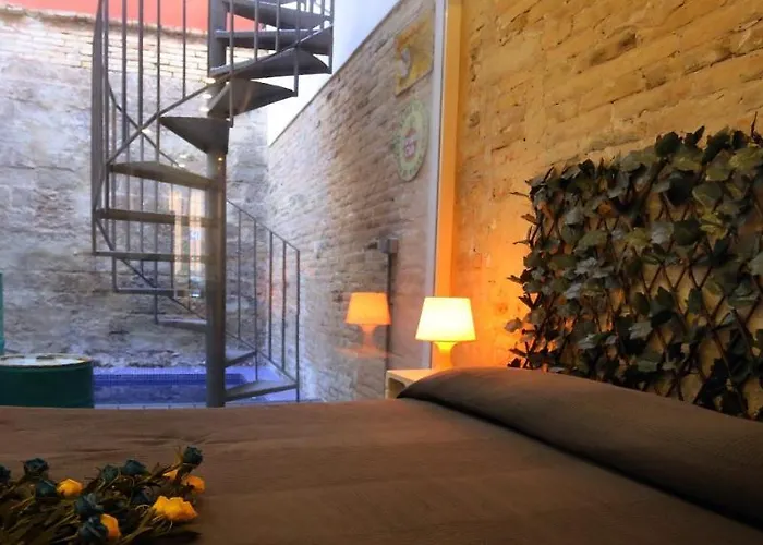 Loft independiente con Piscina compartida en Centro de Valencia