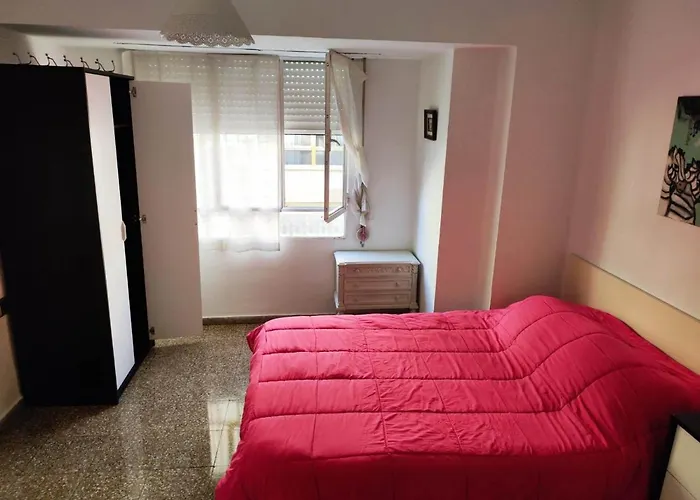Nice Spacious Flat In The Center