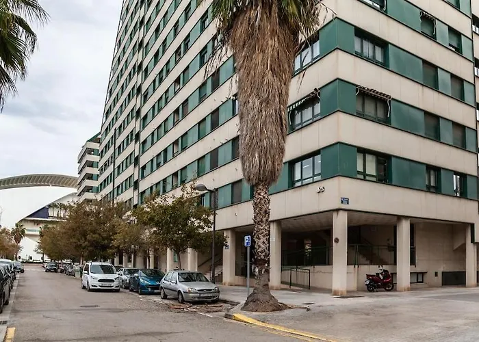 Valencia Las Artes Y Ciencias + Garaje + Netflix