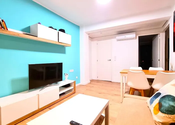 Exclusive Guest Room Experience In Cozy & Modern Apartment - No Other Guests