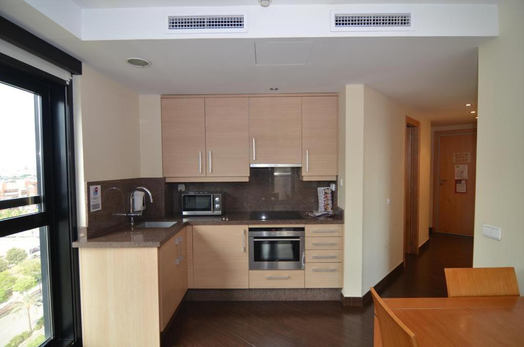 Galileo Flats - Palacio De Congresos Apartahotel