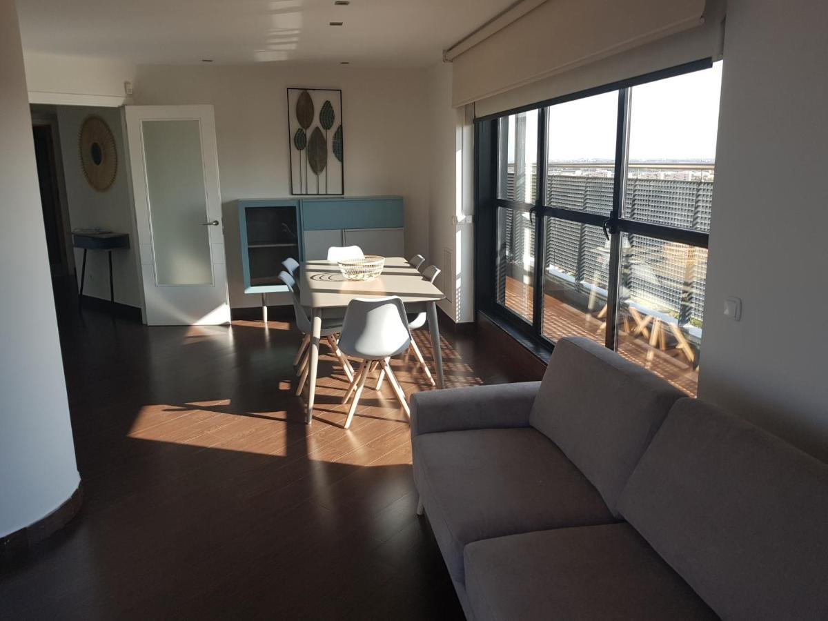 Galileo Flats - Palacio De Congresos Apartahotel 2*
