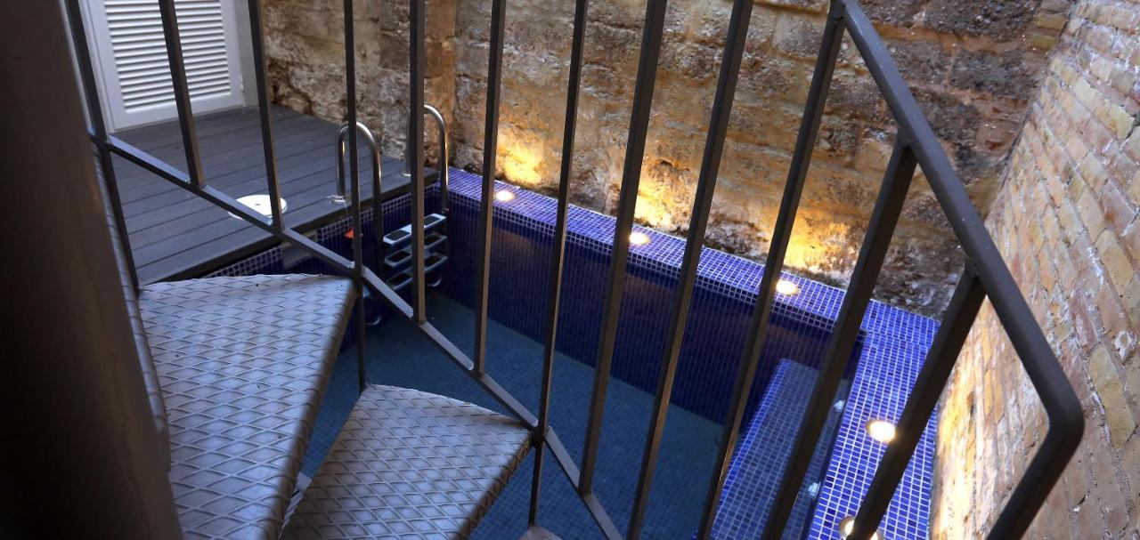 Loft Independiente Con Piscina Compartida En Centro De Apartamento