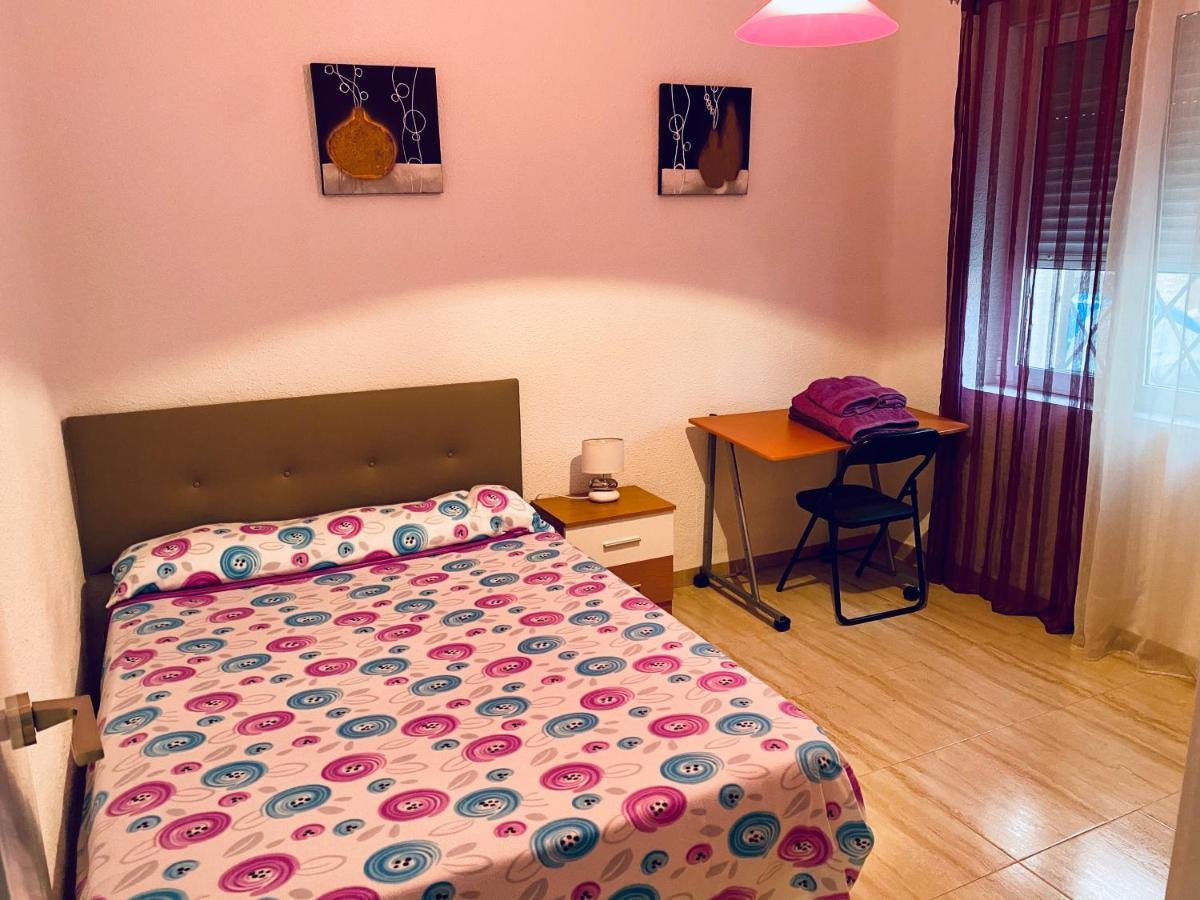 Apartamento Planta Baja En Playa Malvarrosa/ La Patacona, Wifi Gratis *
