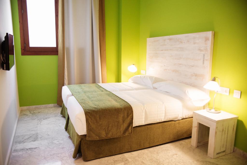 Hotel Ad Hoc Carmen Valencia
