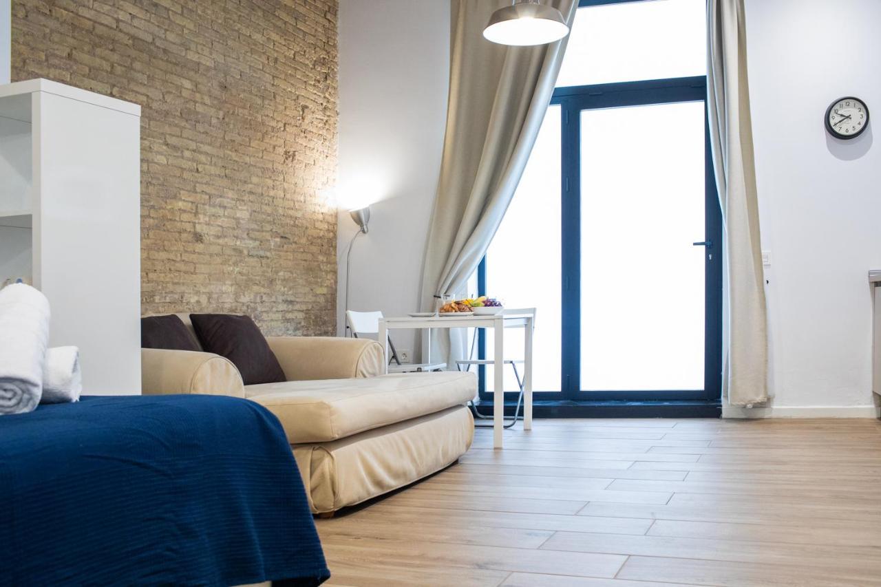 Florit Flats - Cozy Loft By The Market Apartment