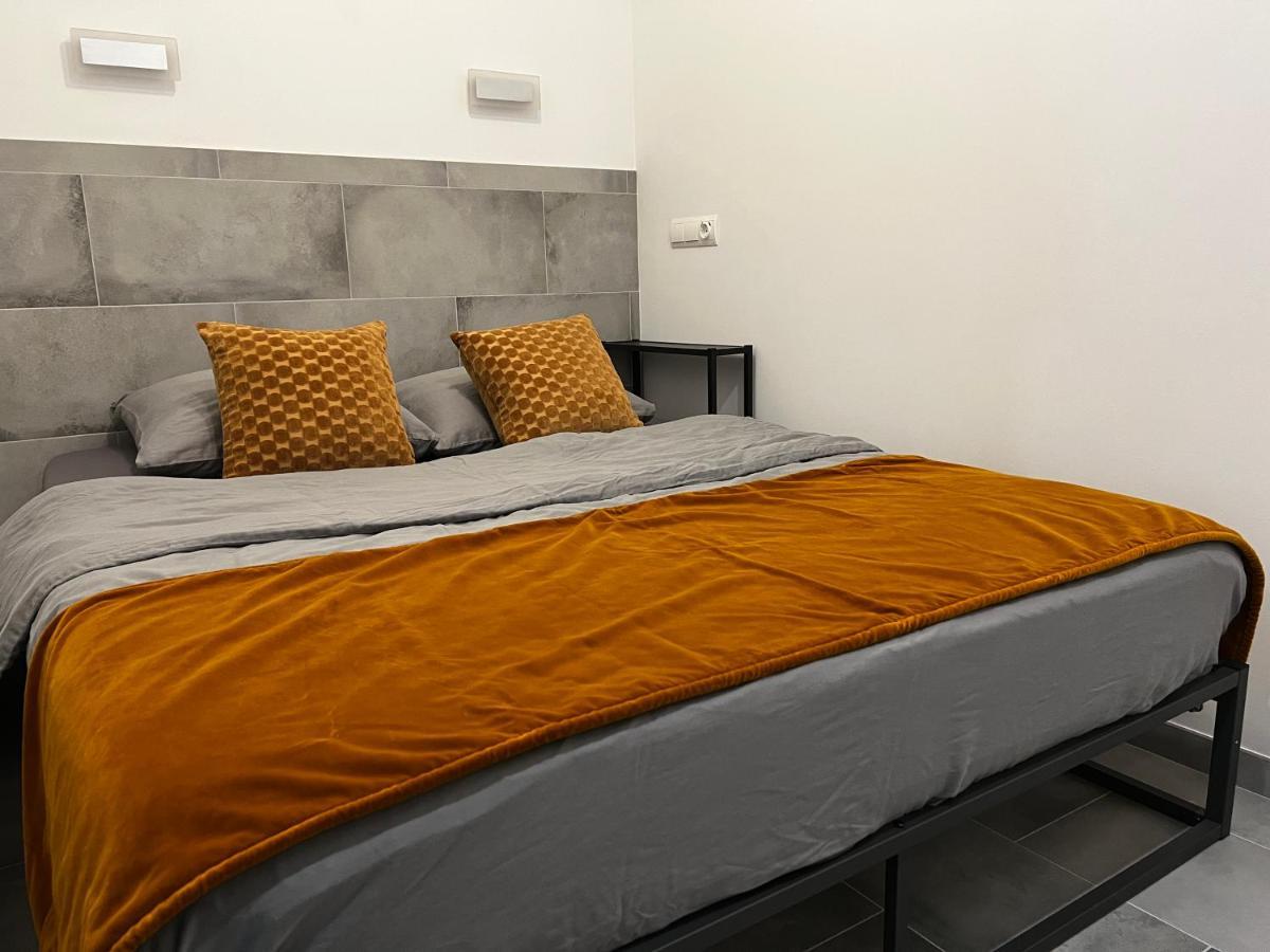 Near The Port, Of Arts And 10min To The Apartamento