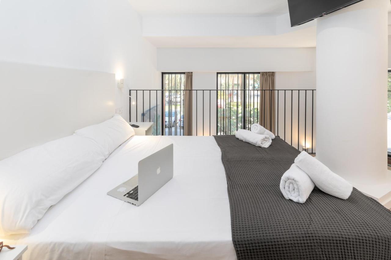 Apartamento Travel Habitat Alameda Suites.