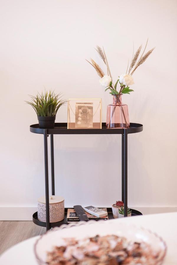 Apartamento Nc - Design Loft Steps From Of Arts & Sciences