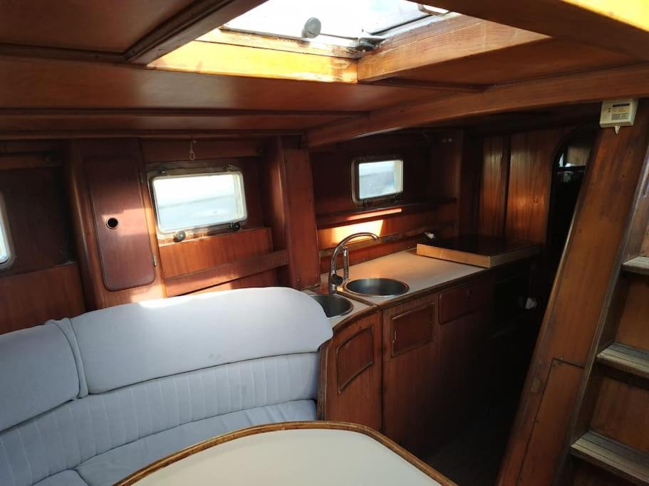 Velero Unico Donde Relajarte, Parking Gratuito Valencia