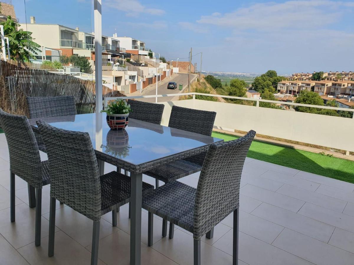 Con Piscina Privada *