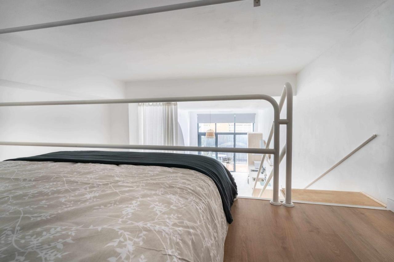Exclusivo Loft Con Terraza En Ciudad Artes Y Cienc Apartamento