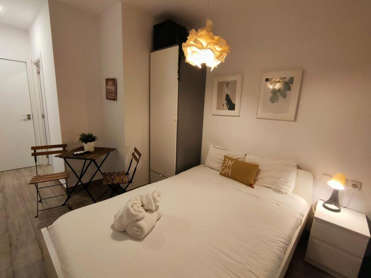 Pequeño Con Mini Piscina Temperatura Ambiente - Wifi Free Apartamento Valencia