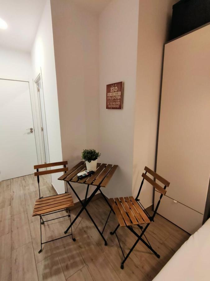 Pequeño Con Mini Piscina Temperatura Ambiente - Wifi Free * Valencia