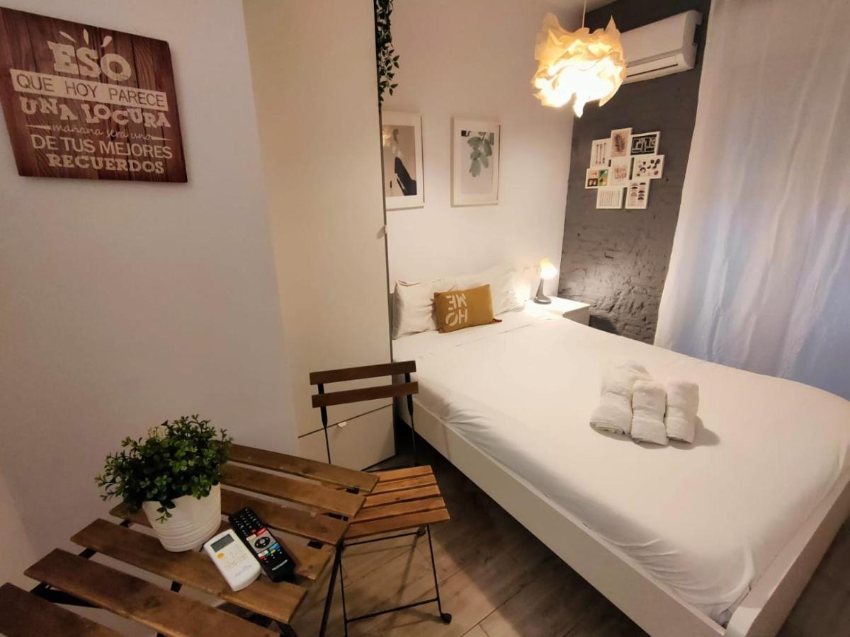 Pequeño Con Mini Piscina Temperatura Ambiente - Wifi Free * Valencia