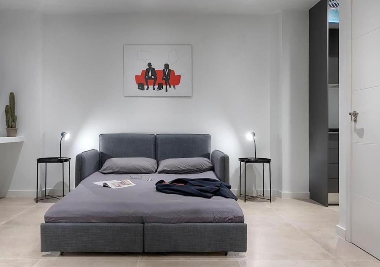 Office Reina 7 * Valencia