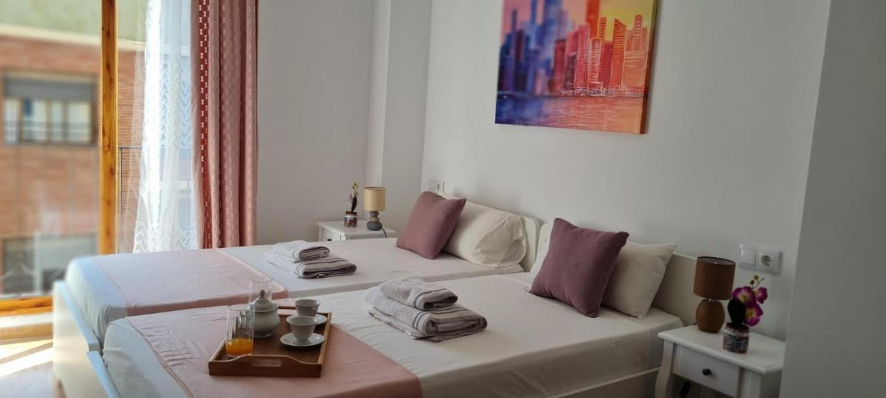 Mediterraneo By Neohotels-centro 8 Min By Metro