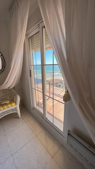 Apartamento Apartamento Con Acceso Directo A La Playa