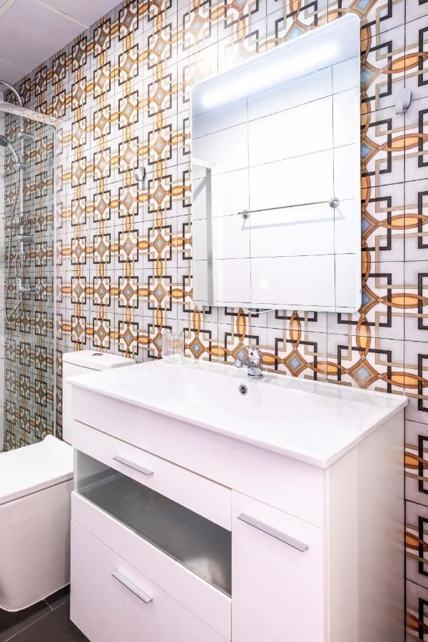 Quality With Homely Decor Valencia