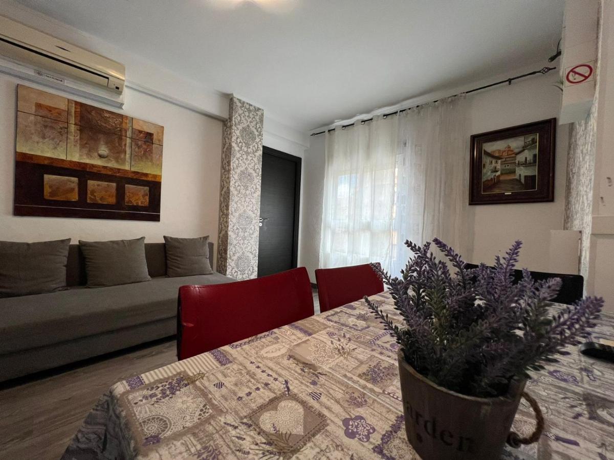 Grandera Apart's - Peset 69