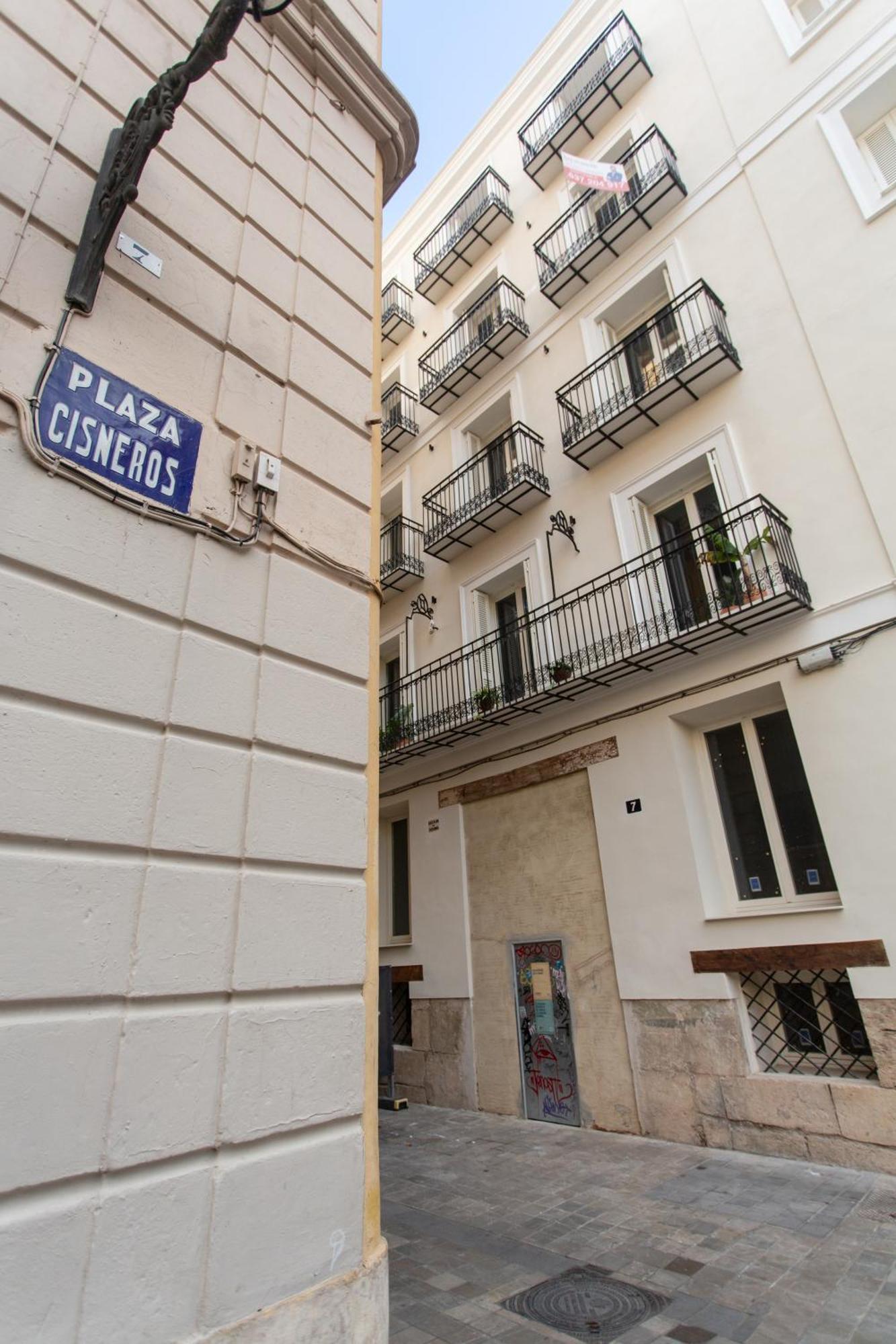 Tranquilo Apartamento Centrico En Plaza Cisneros Apartment