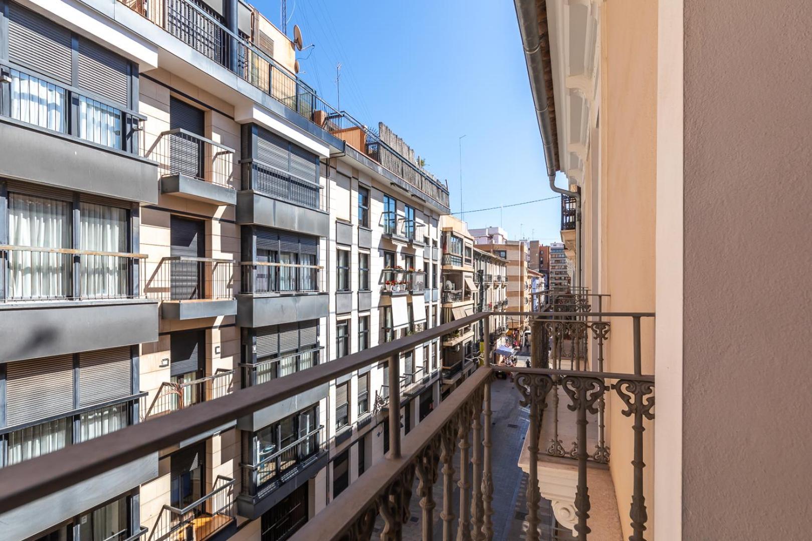 Apartment Moontels Plaza De Vannes