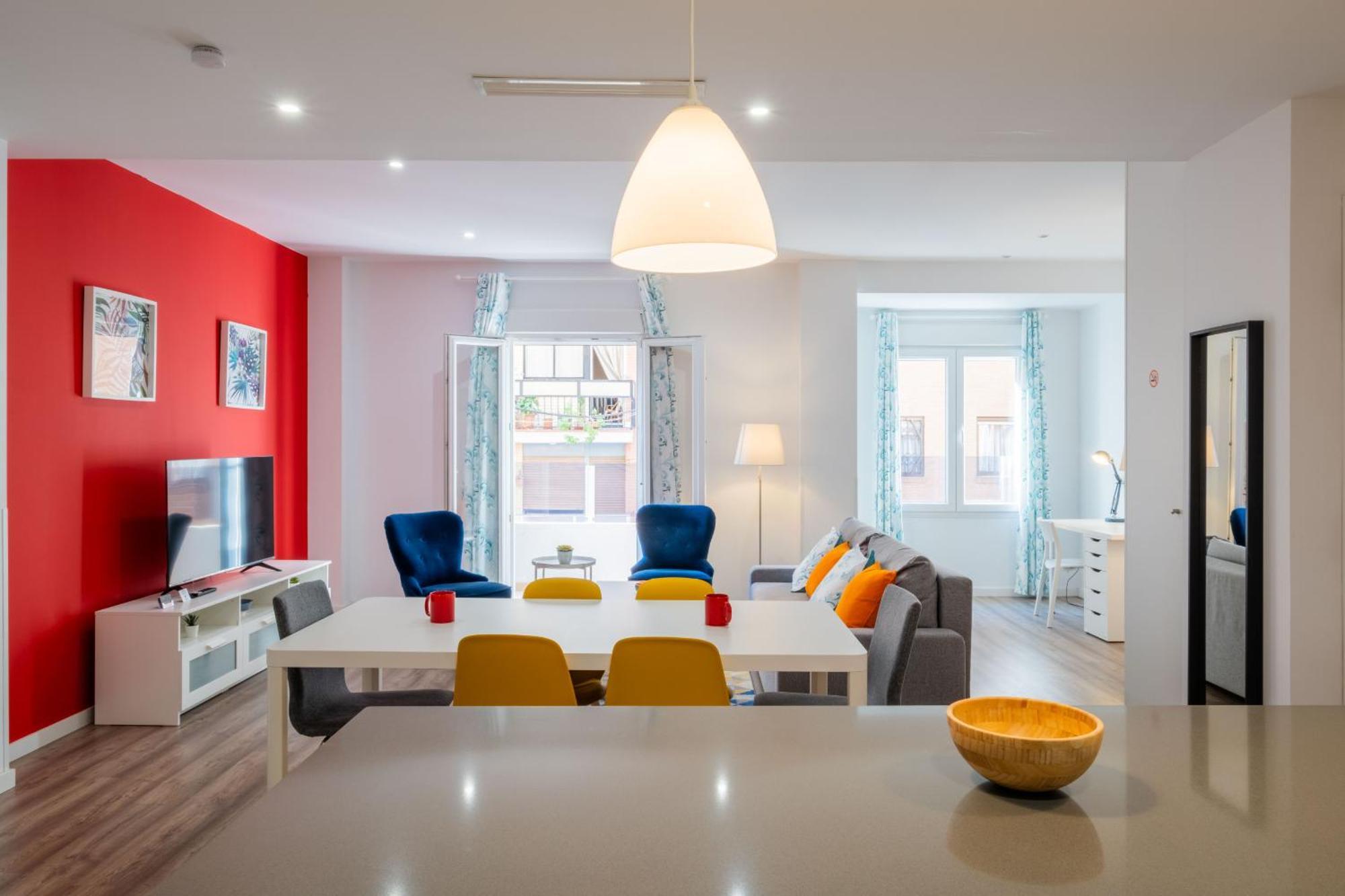 Spacious & Clean In Quiet Area