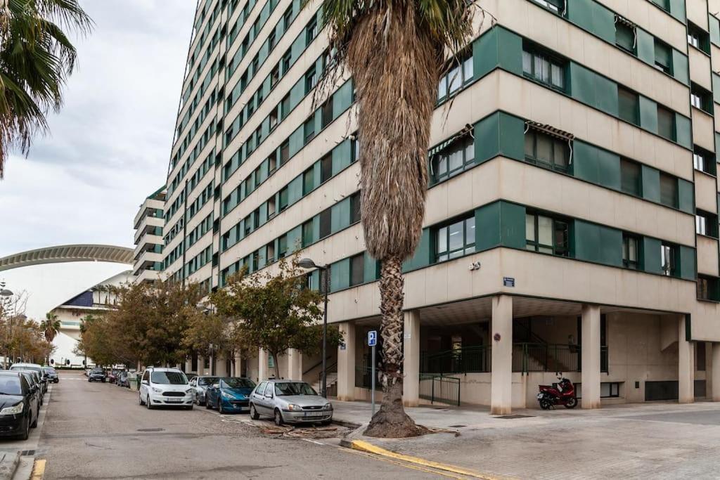 Apartamento Artes Y Ciencias + Garaje + Netflix Valencia