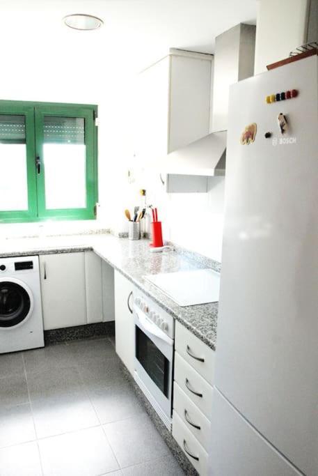 Apartamento Artes Y Ciencias + Garaje + Netflix *