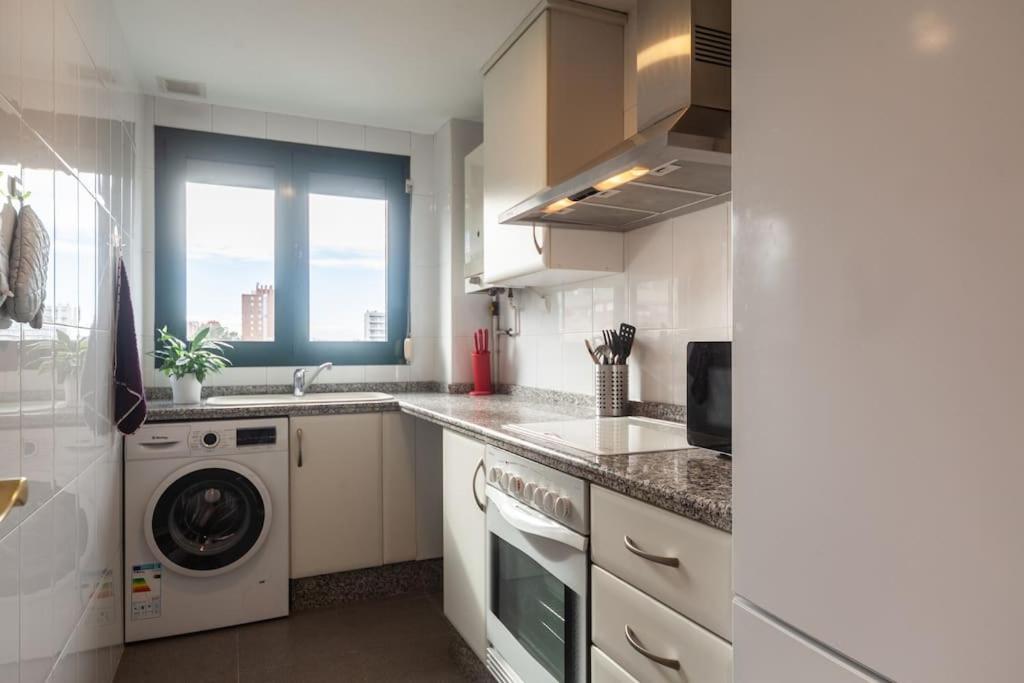 Artes Y Ciencias + Garaje + Netflix Apartamento Valencia