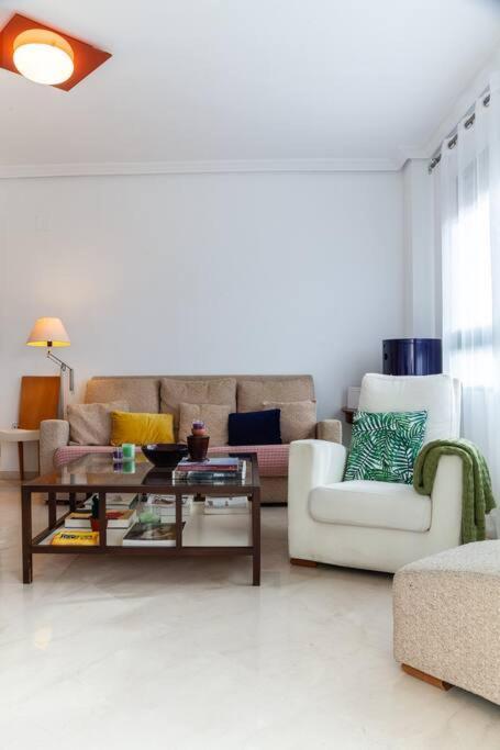 Apartamento Artes Y Ciencias + Garaje + Netflix Valencia