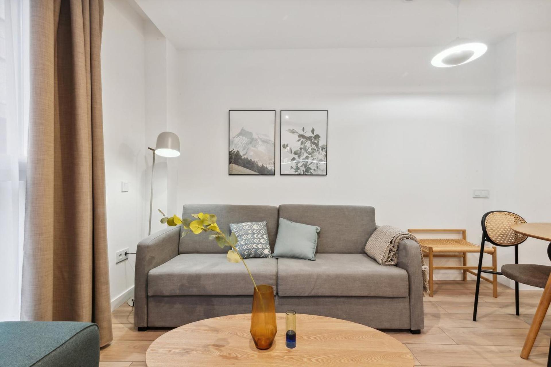 Limehome Carrer Del Pare Palau I Quer