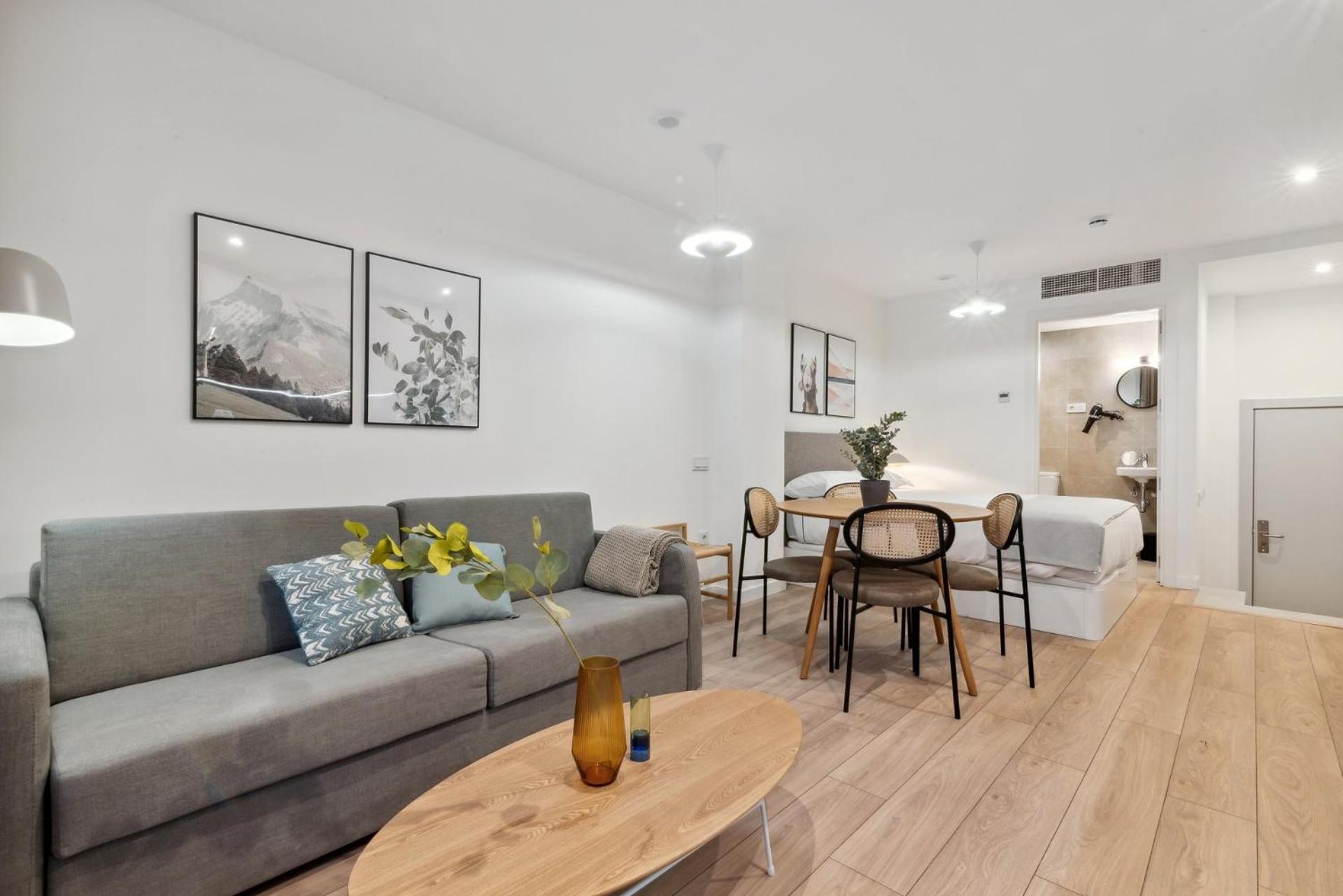 Limehome Carrer Del Pare Palau I Quer